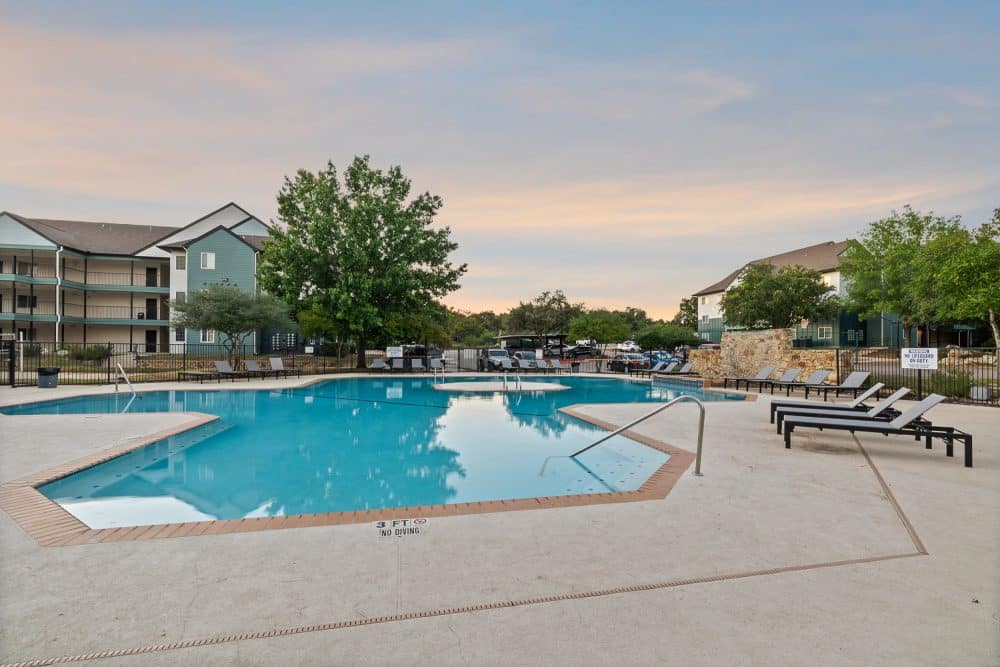 the outpost san marcos apartments near texas state university pool